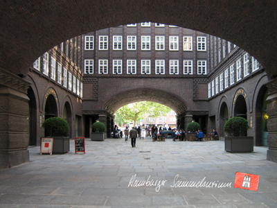 Die Fischertwiete wurde vollständig überbaut. Die Fischertwiete wurde vollständig überbaut.