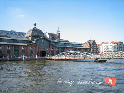 Fischmarkt mit der 1895 erbauten Fischauktionshalle.