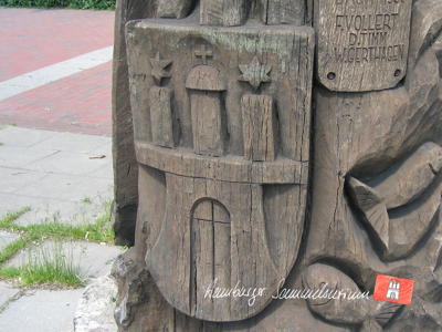 Das Hamburger Wappen, gesehen auf dem Hamburgbaum.