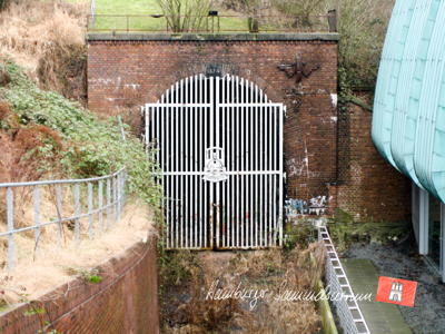 Südlicher Eingang des Schellfischtunnels.
